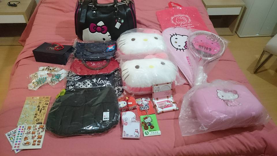 These were my purchases after one day of Hello Kitty shopping! Some of these were bought from Sampeng Lane HK shop.